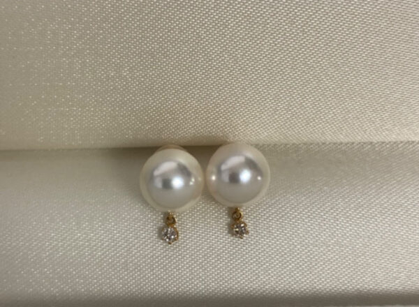 アコヤ真珠ダイヤモンドピアス