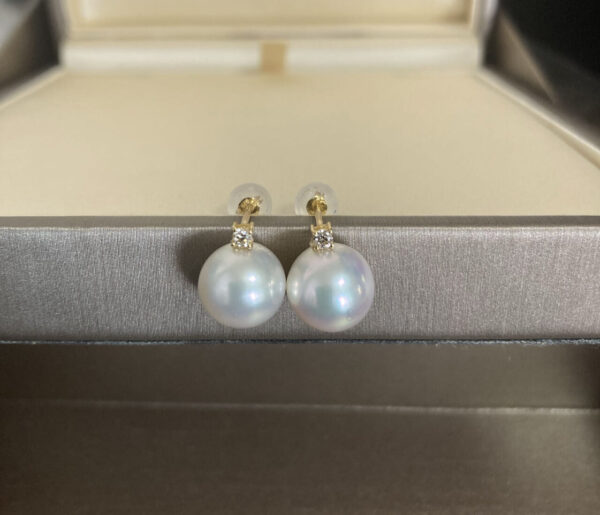 ダイヤモンドアコヤ真珠ピアス